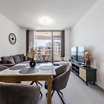 Apartment Hill Side 2 By Ps