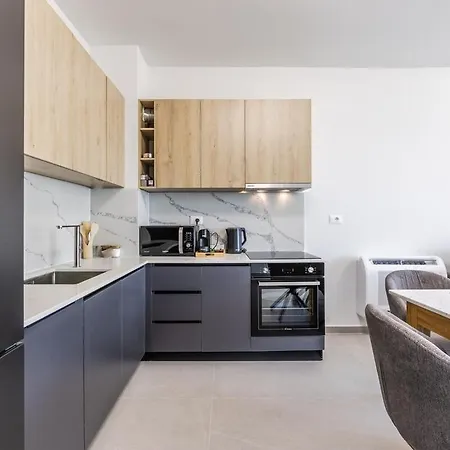 Hill Side 2 By Ps * Durrës