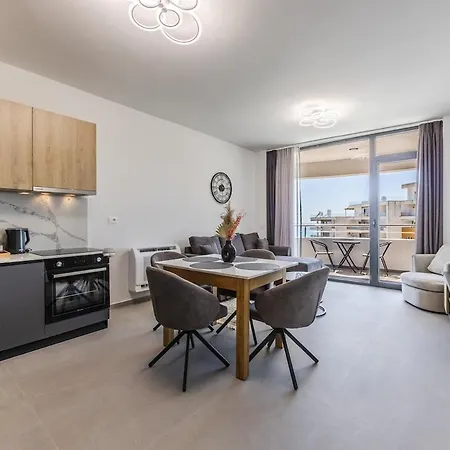 Hill Side 2 By Ps * Durrës