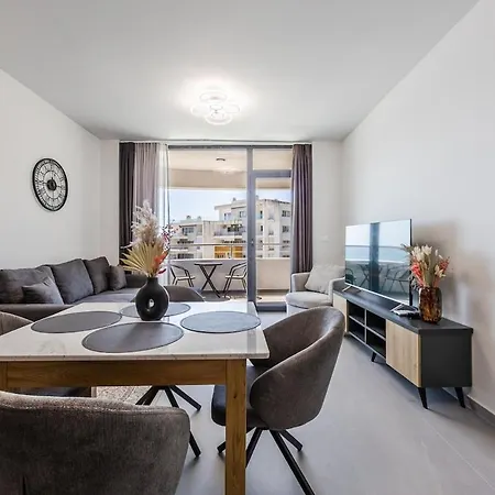 Hill Side 2 By Ps Apartment *