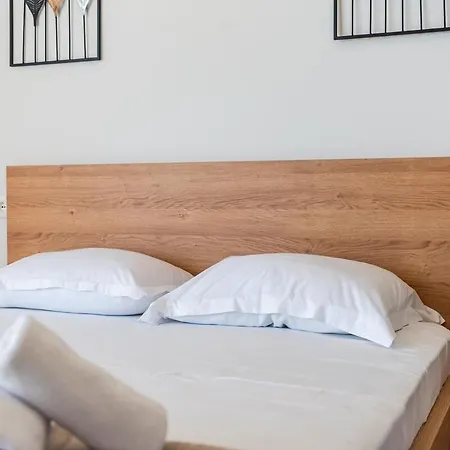 Hill Side 2 By Ps * Durrës