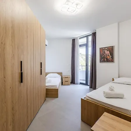 Hill Side 2 By Ps * Durrës