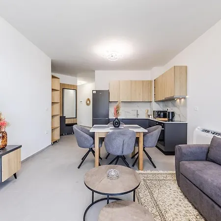 Hill Side 2 By Ps Apartment