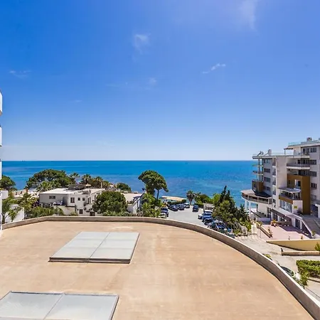 Apartment Hill Side 2 By Ps