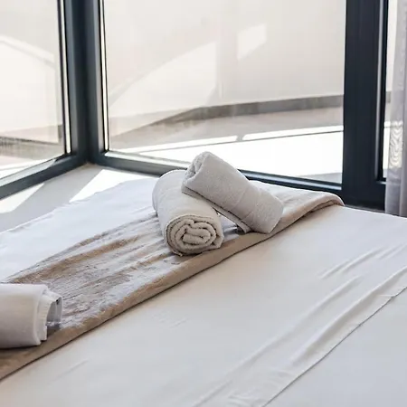 Apartment Hill Side 2 By Ps Durrës